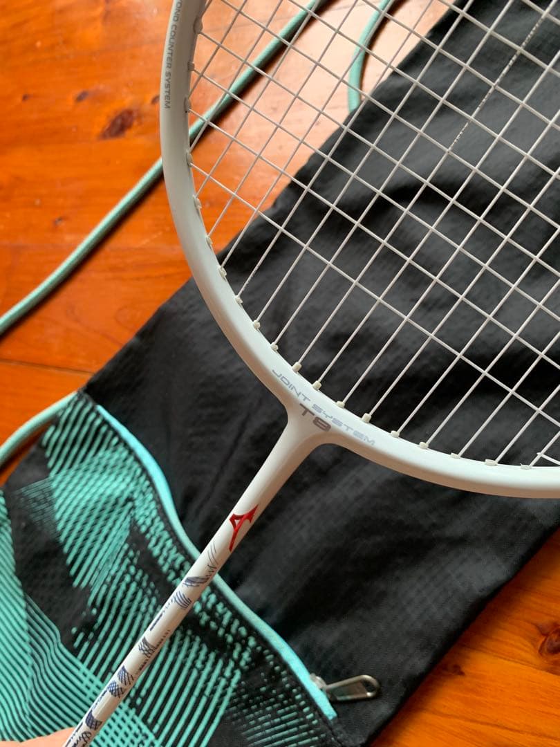 Mizuno アルティウス01 フィール(バドミントンラケット）