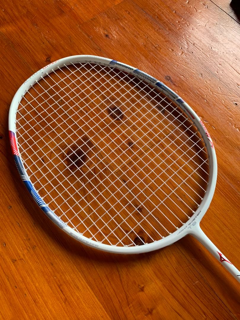 Mizuno アルティウス01 フィール(バドミントンラケット）