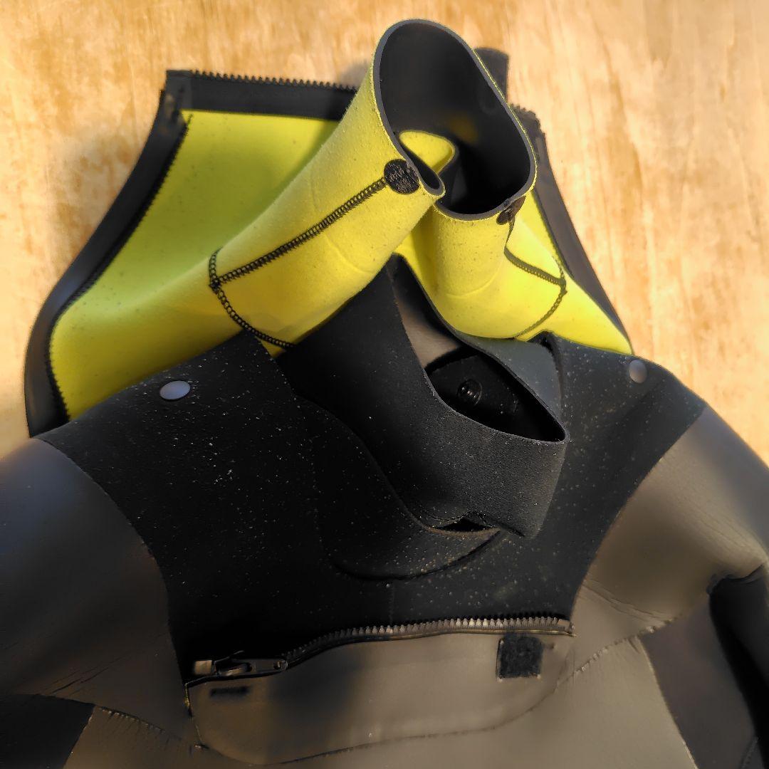 さらに値下げ❗️Bウエットスーツ5×4㍉ノンジップ