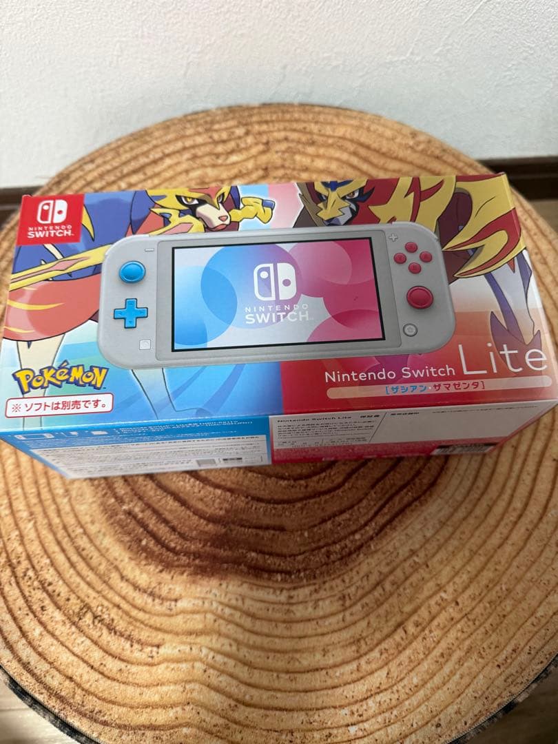 Nintendo Switch Lite ［ザシアン・ザマゼンタ］本体