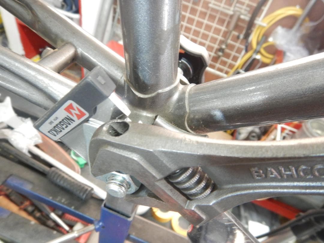 旧型BB右ワンが外せる工具（TOOL　PRO）補助具付き！