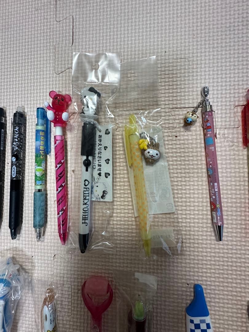 公*o様 キャラクター ボールペン セット B1