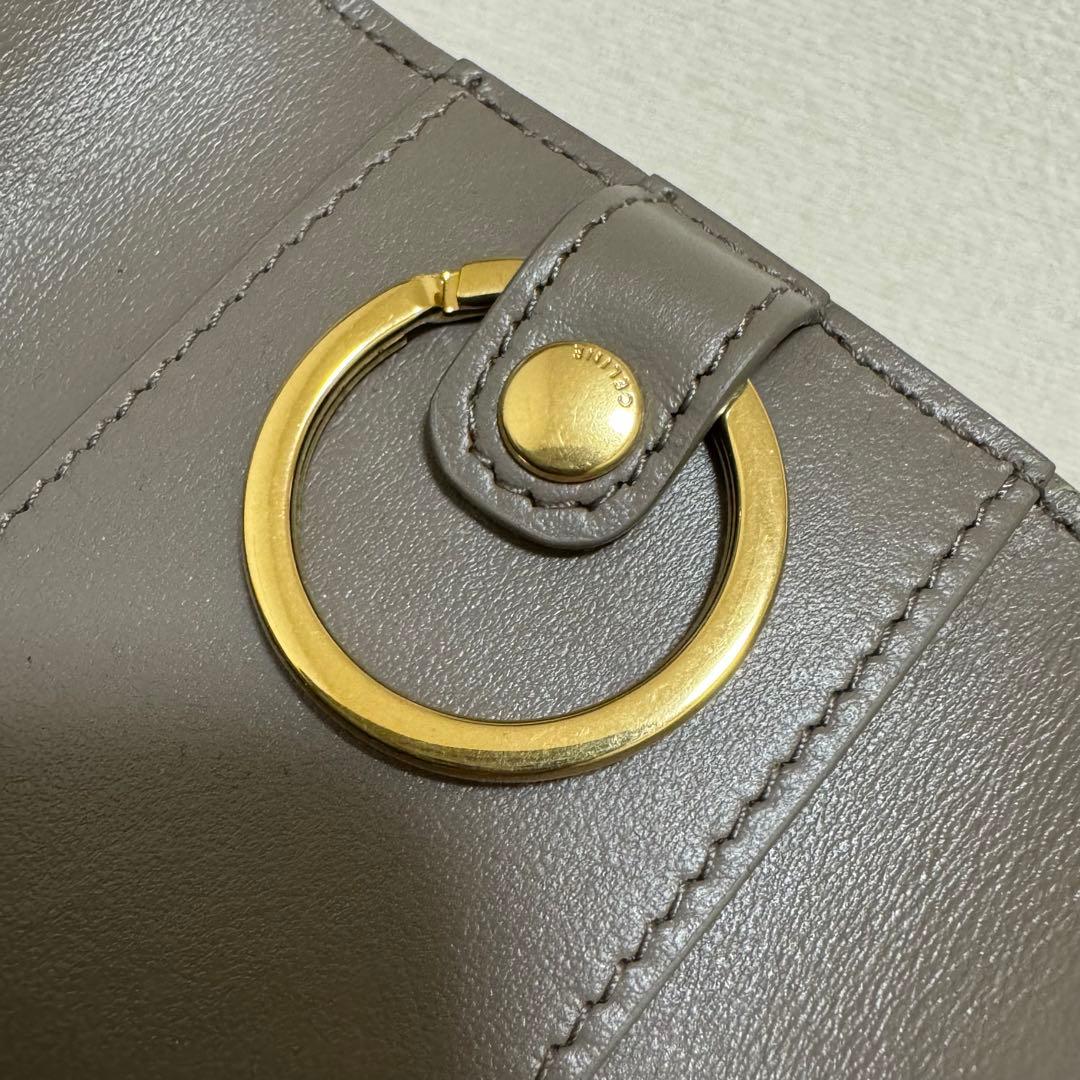 セリーヌ　CELINE トリオンフ　キーケース グレージュ　箱付き　美品