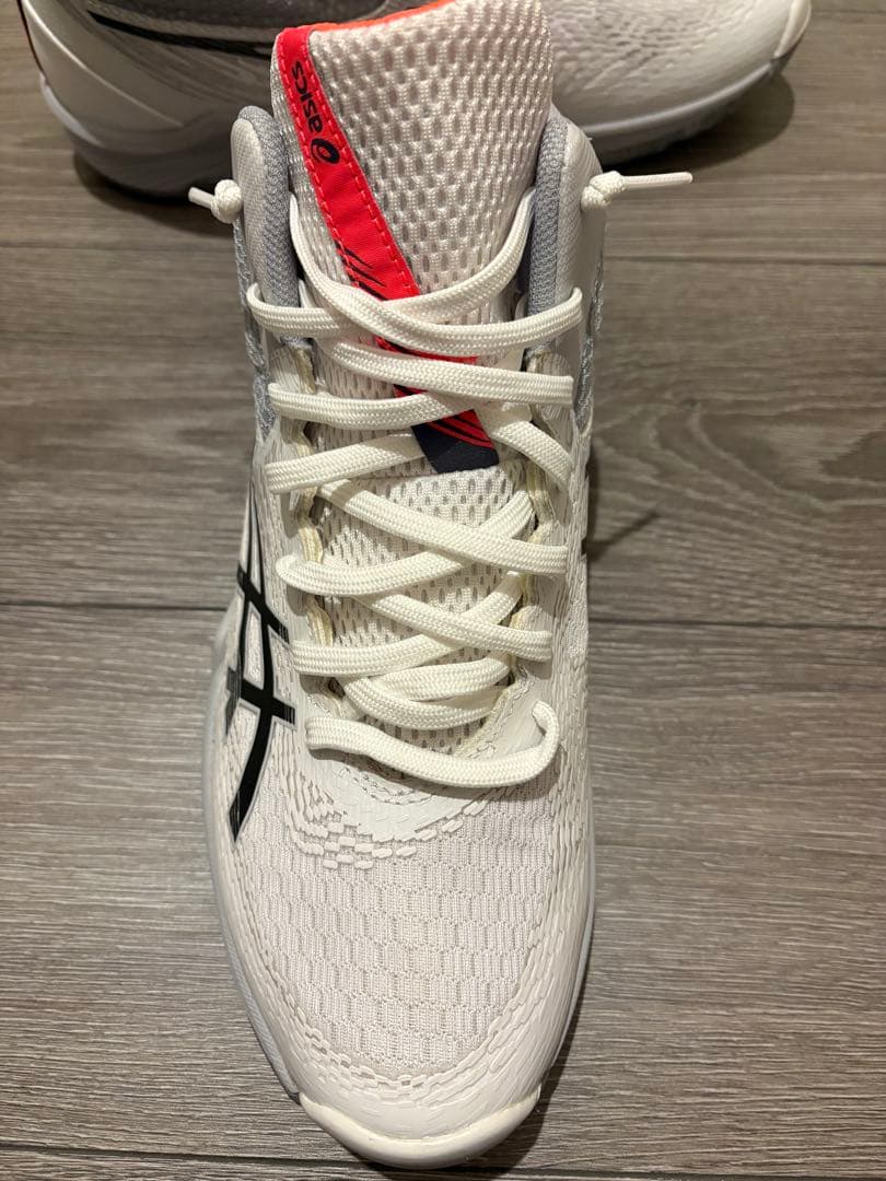 超美品！アシックス　asics バレーシューズ　ミドルカット　27.5cm