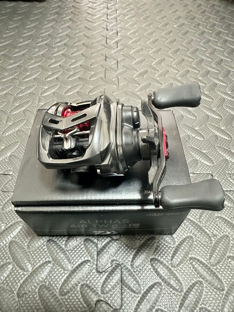 ALPHAS AIR TW 8.6Lベイトリール