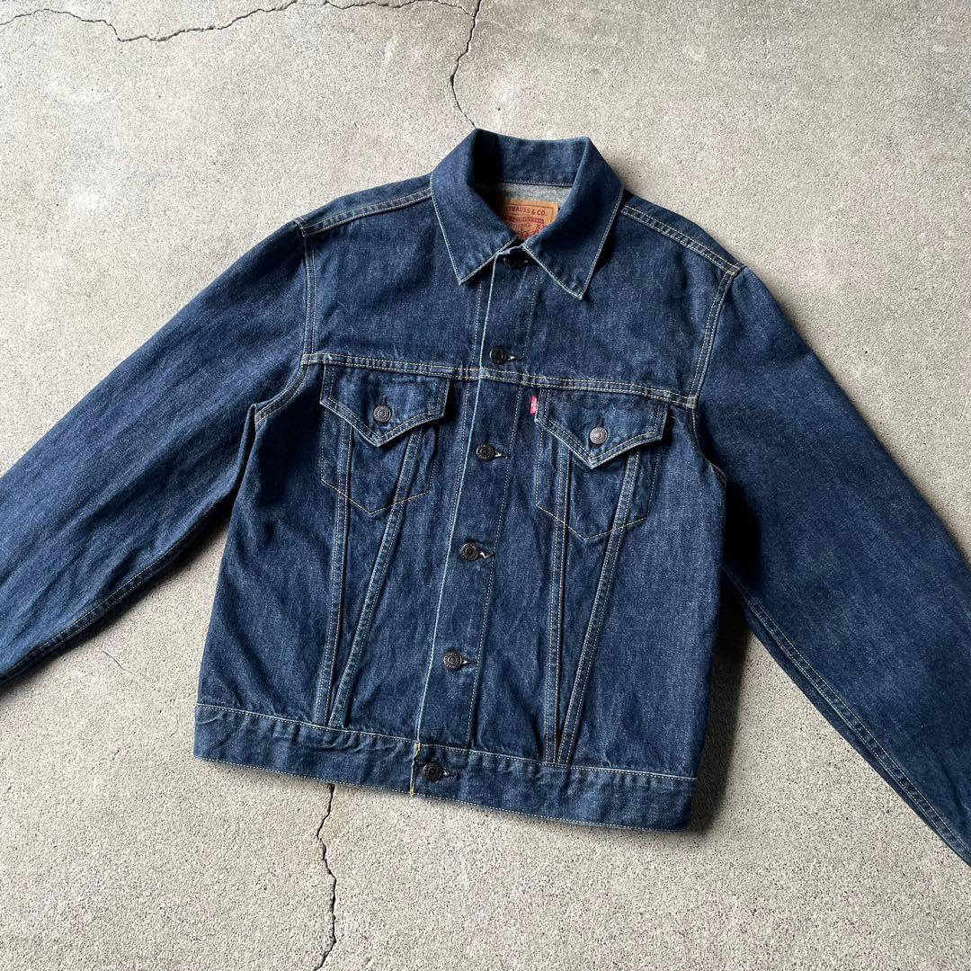90s Levi’s 557 BIGE denim trucker jacket