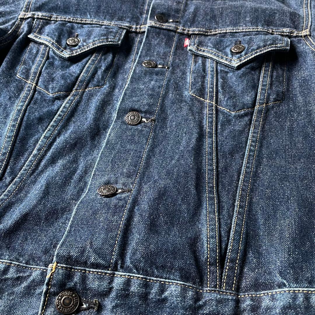 90s Levi’s 557 BIGE denim trucker jacket