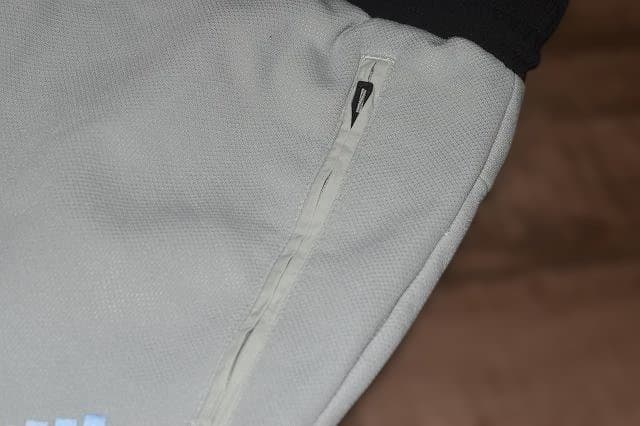 adidas フード付きトレーニングセット L