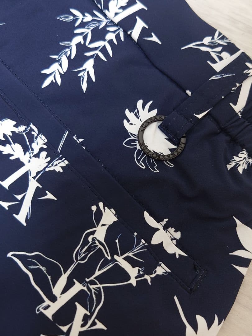 新品Lサイズ ゴルフウェアセットアップ リュクスエイケイエムプラス