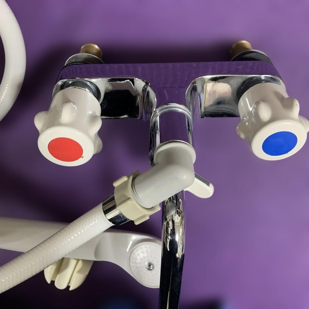 シャワー水栓 LIXIL 2ハンドル 台付