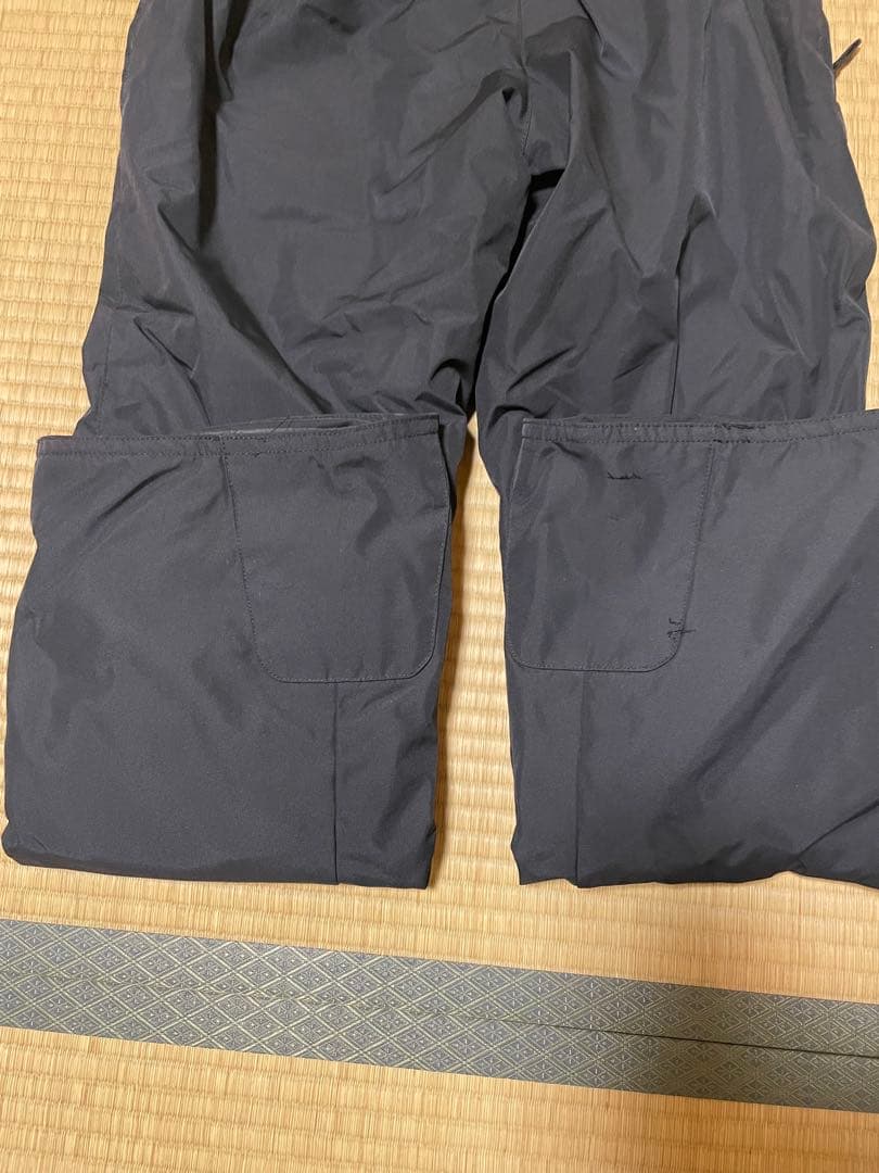 デサントスキーウェア　ファブリス　スキーパンツ　Mサイズ