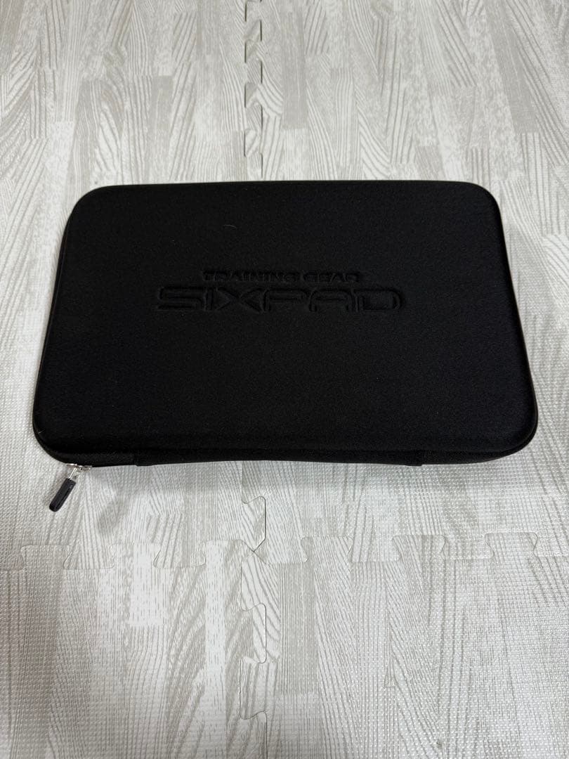 【最終値下げ】シックスパッド　パワースーツライトアブズSサイズ