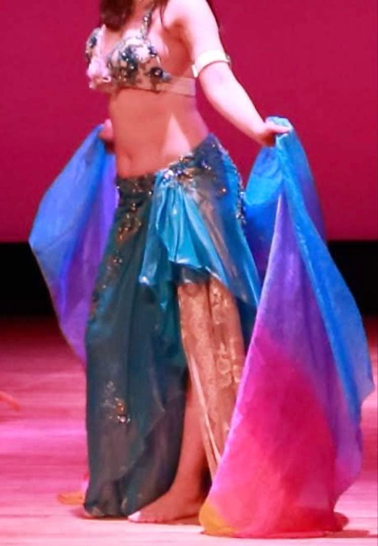 ベリーダンス 衣装 Hoyda ホイダ 高級 エジプト製 エメラルドグリーン