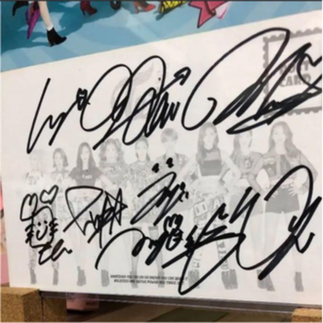 TWICE メンバーサイン
