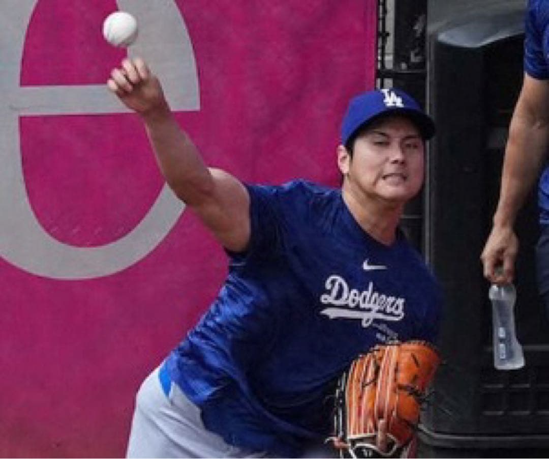 海外M：ドジャース オーセンティックコレクション　プラクティスTシャツ