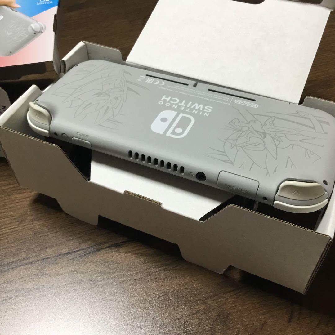 Nintendo Switch Lite 本体 ザシアン ザマゼンタ