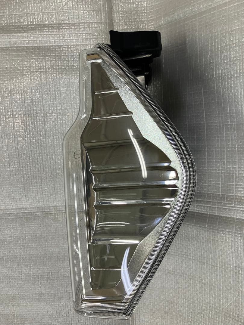 ♦︎ダイハツ★タントカスタムLA600S右純正テールランプ★インナーメッキ★