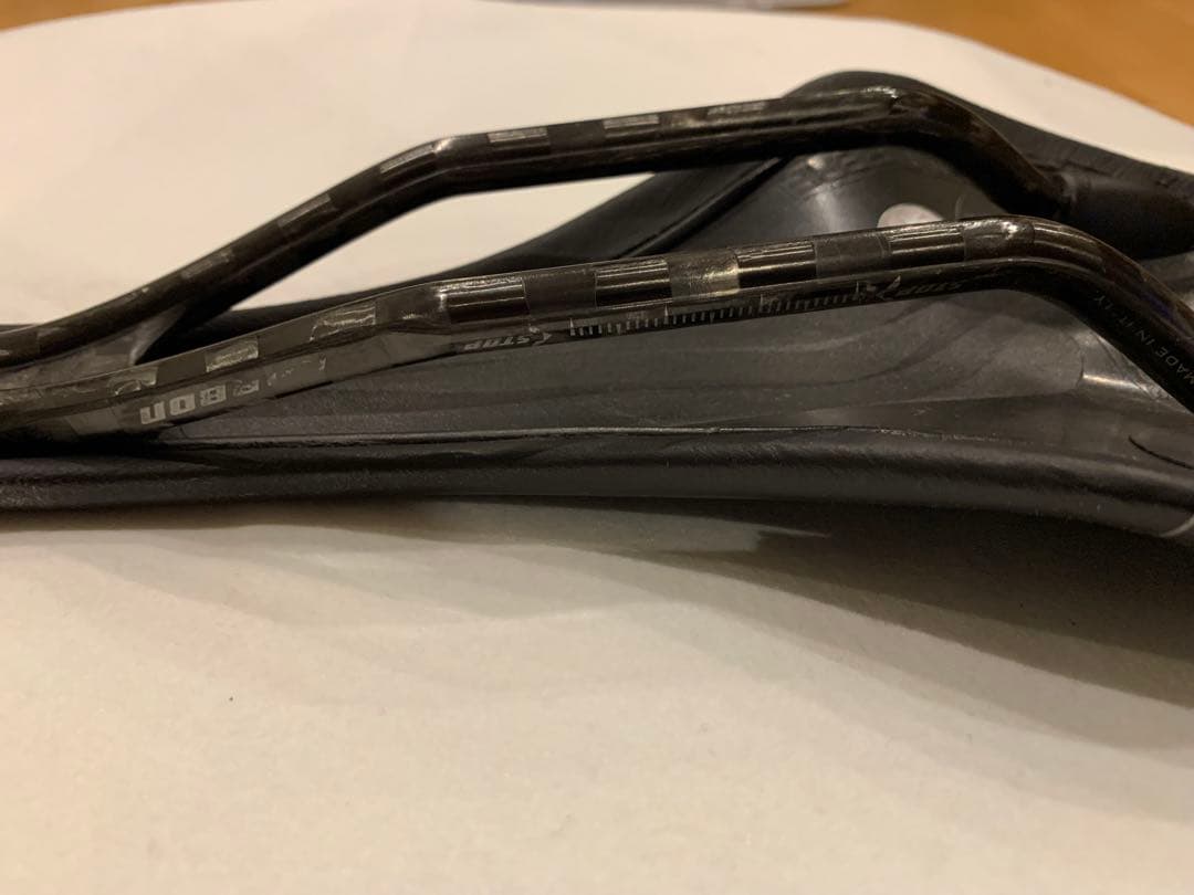 パーツ selle italia SLR CARBONIO 125g