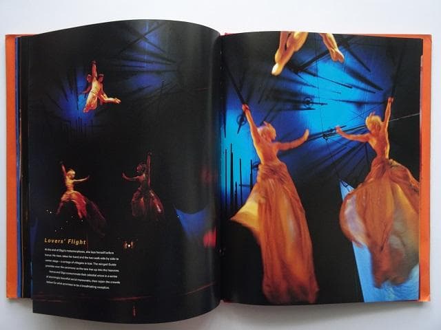 洋書◆シルク・ドゥ・ソレイユ VAREKAI バレカイ写真集 本 ミュージカル