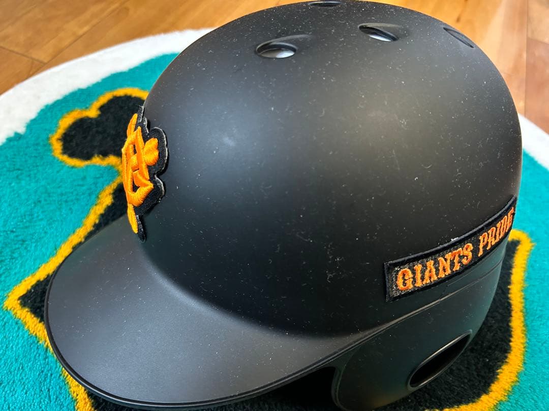 巨人軍　ジャイアンツ　プロモデルヘルメット　ジャンク品 GIANTSPRIDE