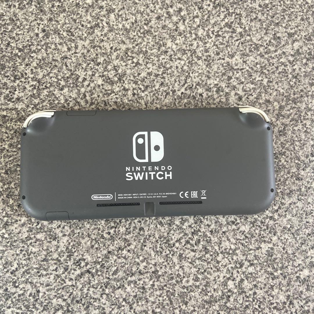 ニンテンドーSwitchライト　★電源は入りますがジャンク品