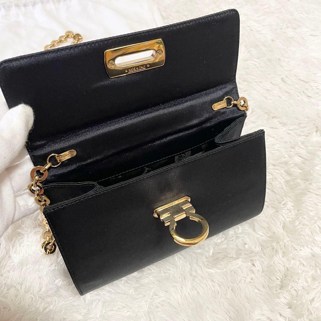 訳あり★サルヴァトーレフェラガモ チェーンショルダーバッグ ガンチーニ 保存袋付