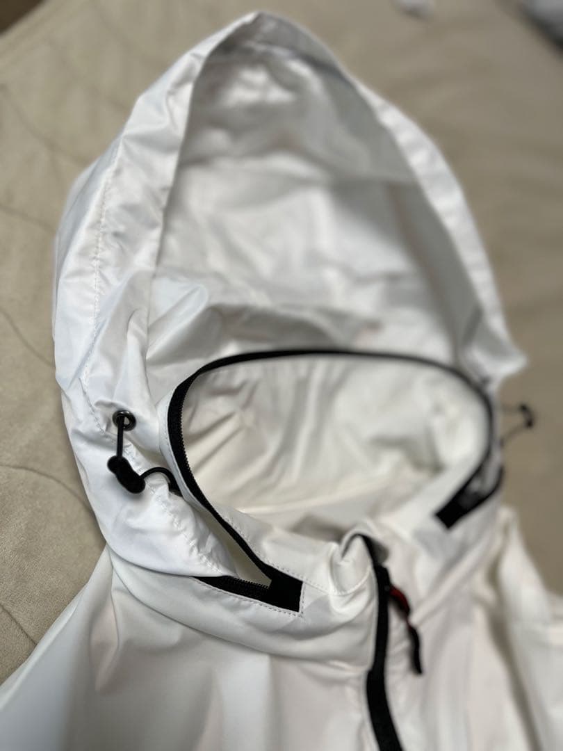 ☆美品☆BRIEFING GOLF ウィンドブレーカー(襟内フード付き)