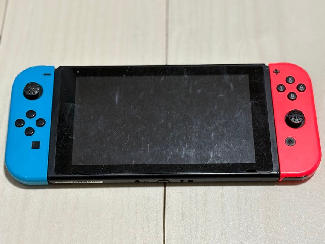Nintendo Switch 本体　ネオンブルー/ネオンレッド