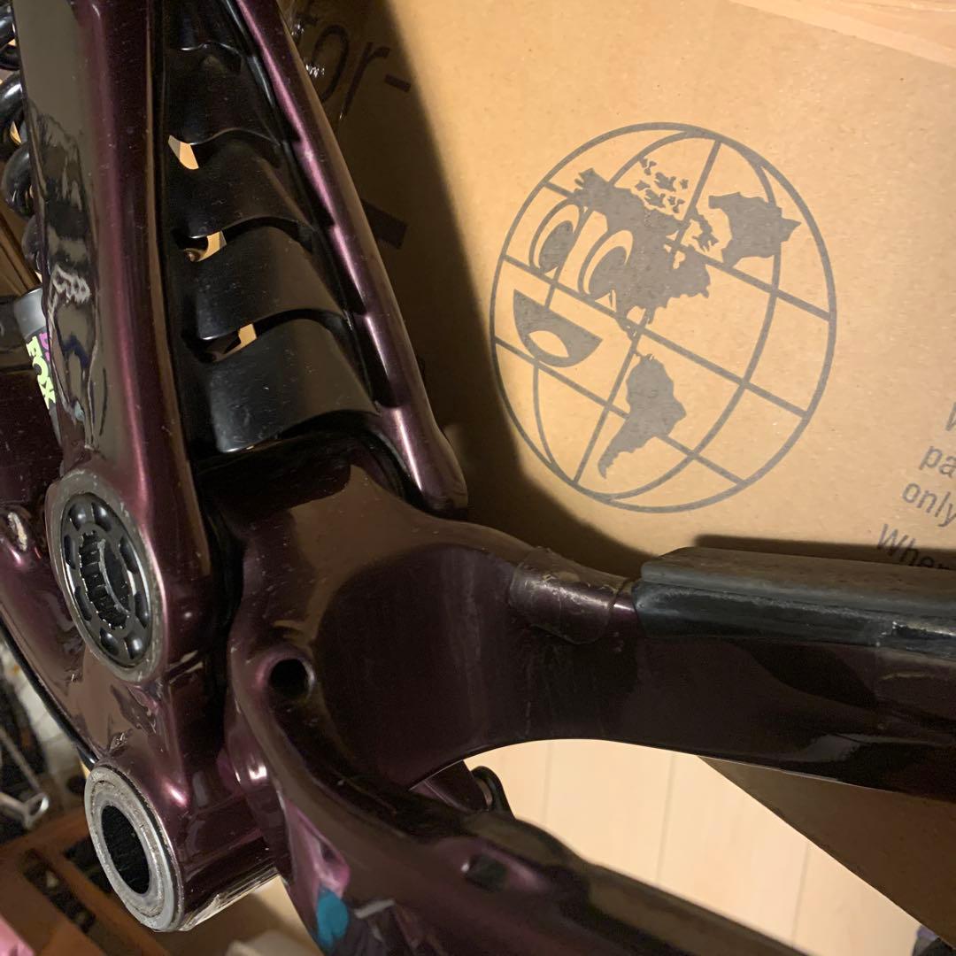 ロッキーマウンテン maiden カナダ ダウンヒル フルカーボンフレーム DH