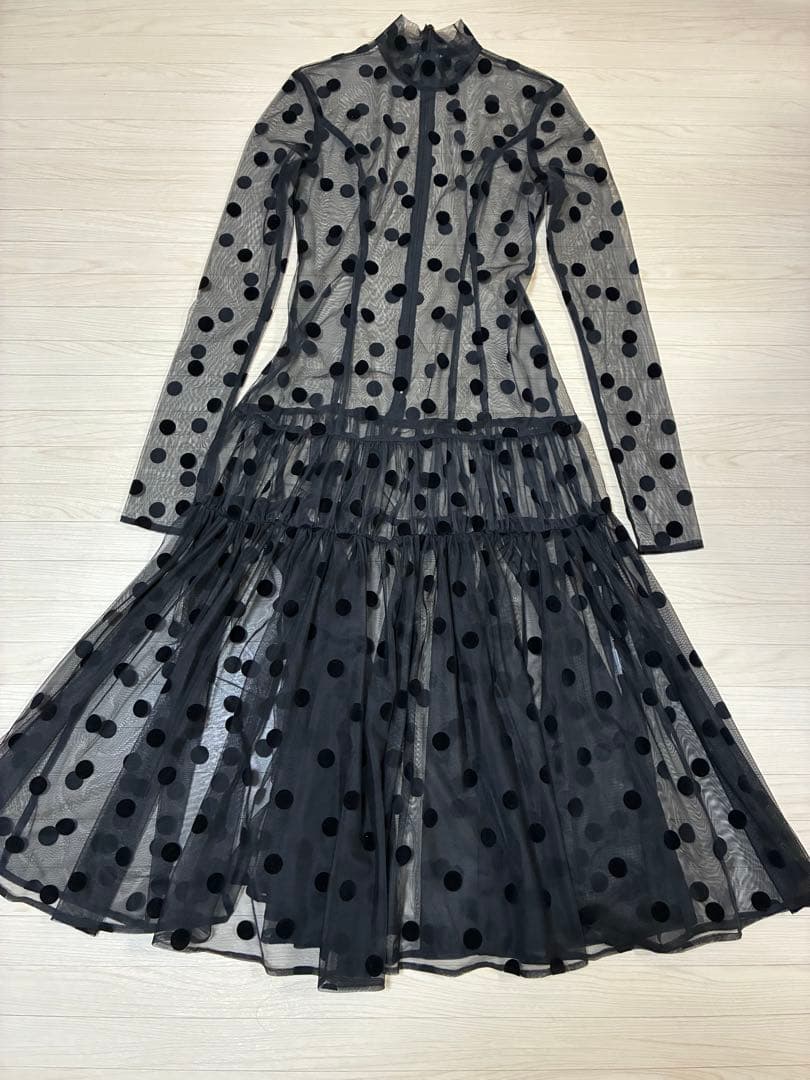 大人気完売品⭐︎リエンダ　ドットレースティアードワンピース　黒　S