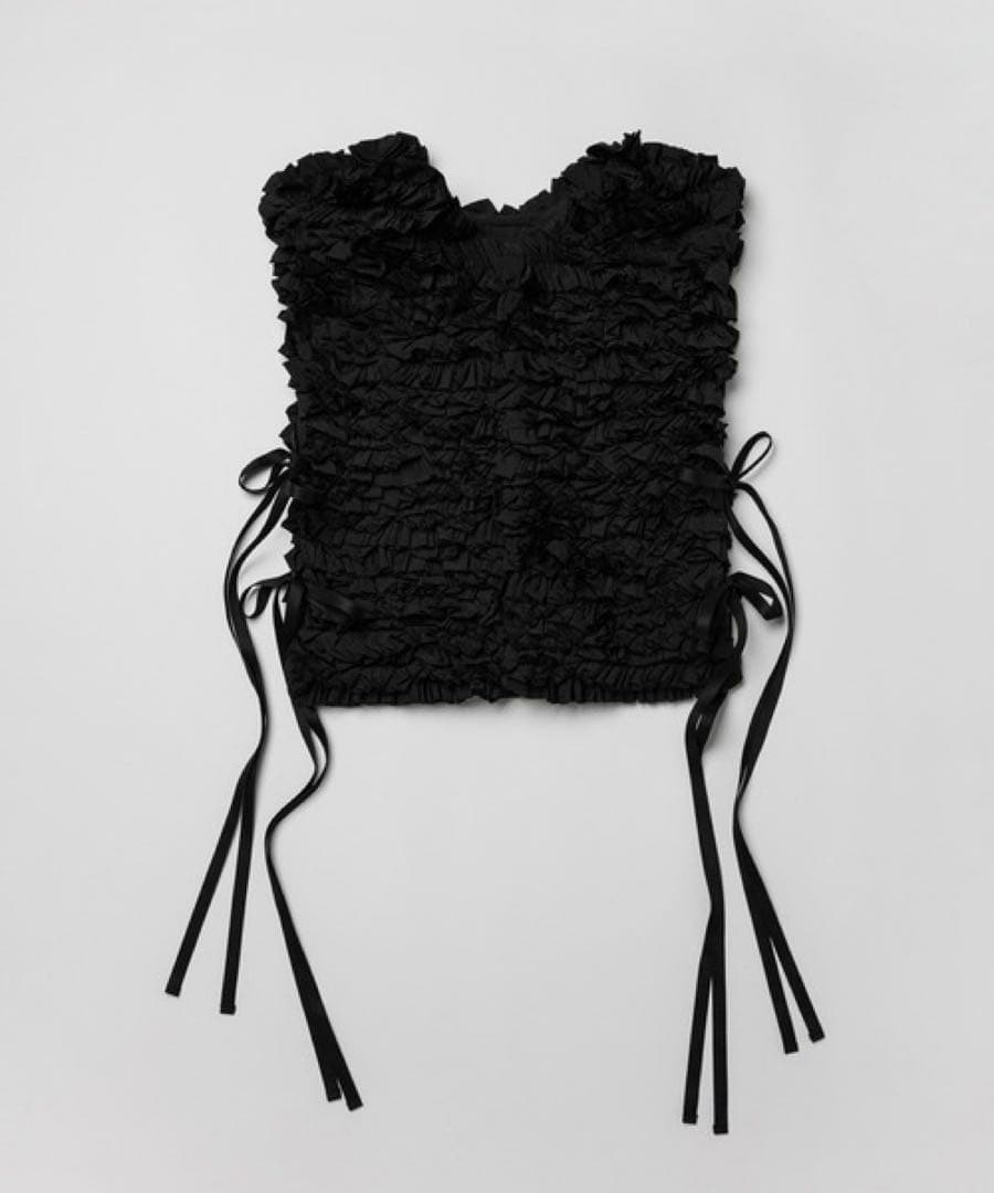 perna スクエアフリルベスト 黒