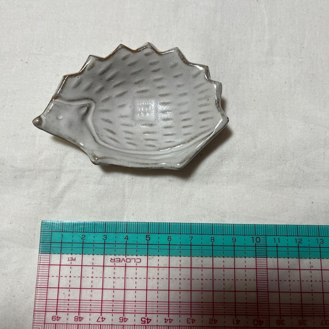 最安値　美品　キエリ舎　豆皿　4点セット　鳥　蝶々　ハリネズミ　ライオン　小皿