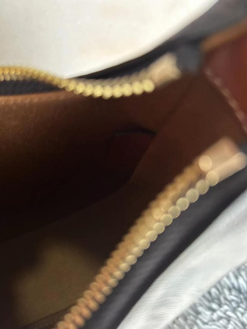 ミディアム トリオンフ アヴァバッグ