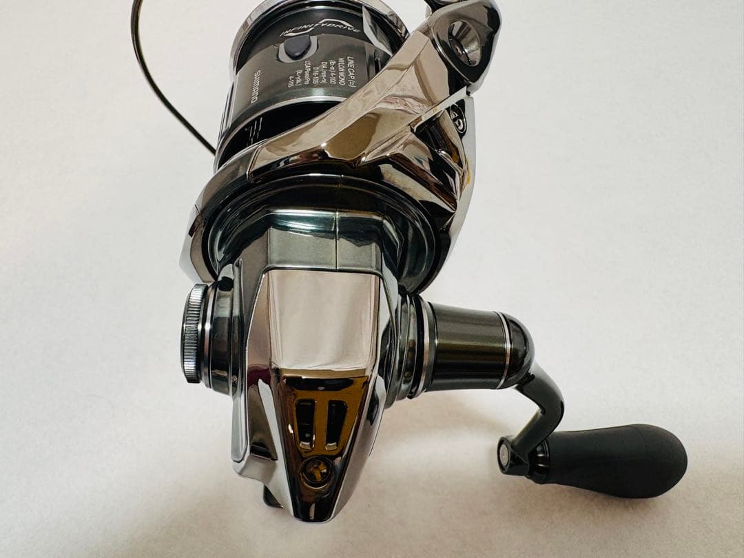 シマノ 22ステラC2000SHG 【美品】