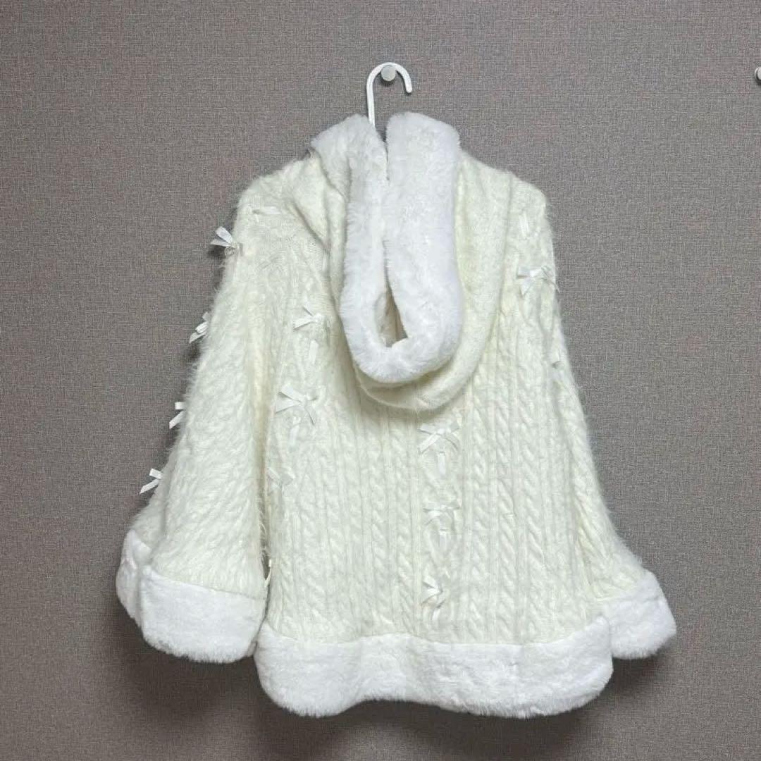 [試着のみ]LIZLISA リズリサ ポンポンリボンニットファーポンチョ