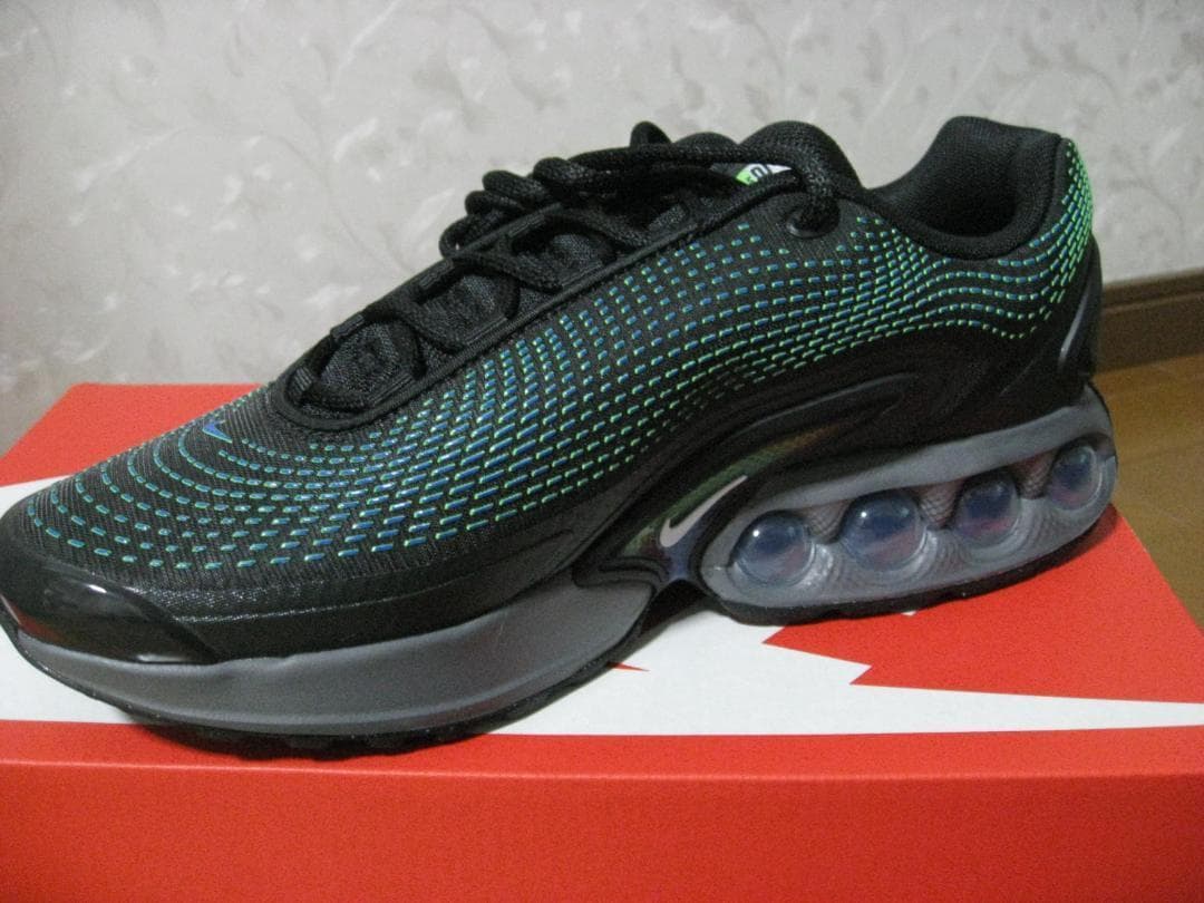 新品 ２６cm　ナイキ エアマックス NIKE AIR MAX DN