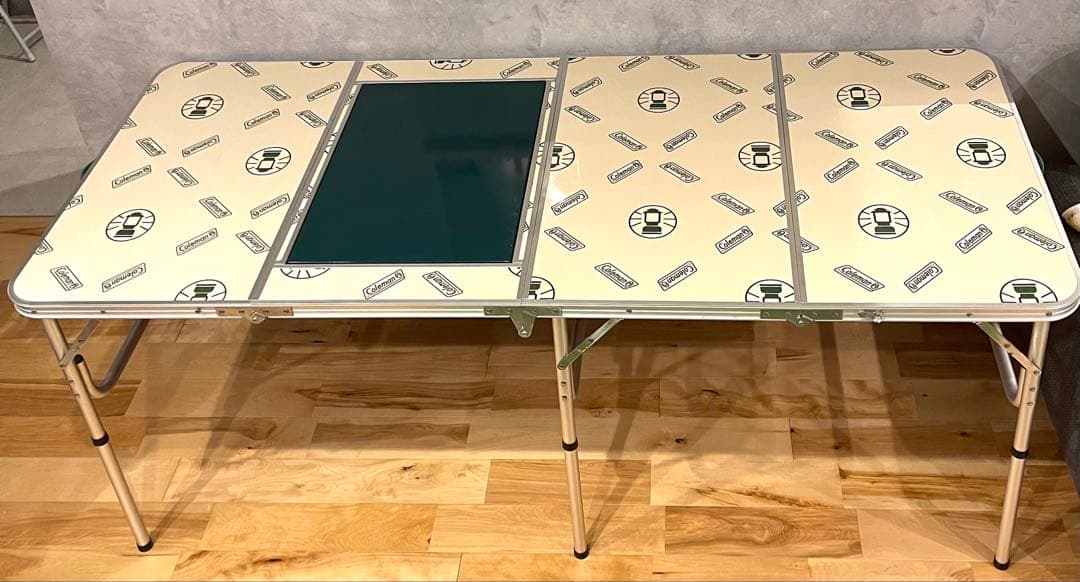 コールマン Coleman 四つ折り BBQテーブル 折りたたみ アウトドア