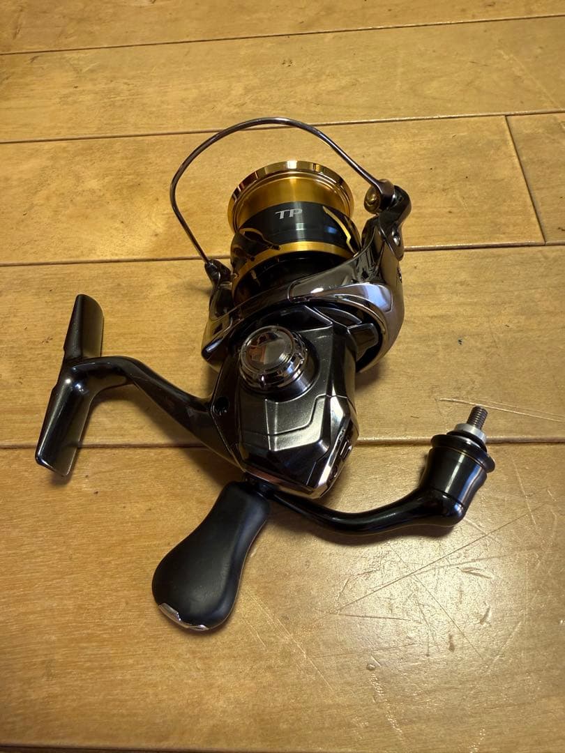 ☆美品☆SHIMANO TWIN POWER C2000SHG☆