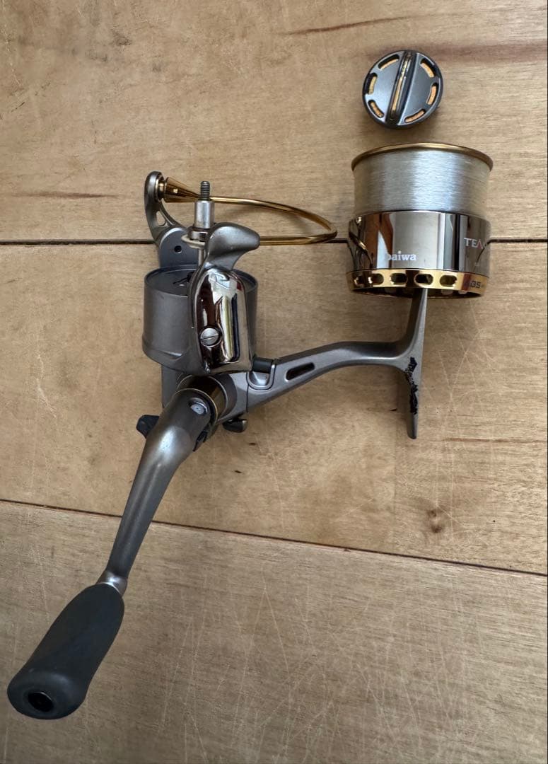 DAIWA最高峰 定価88,000円TEAM DAIWA-Z 2506C 超軽量