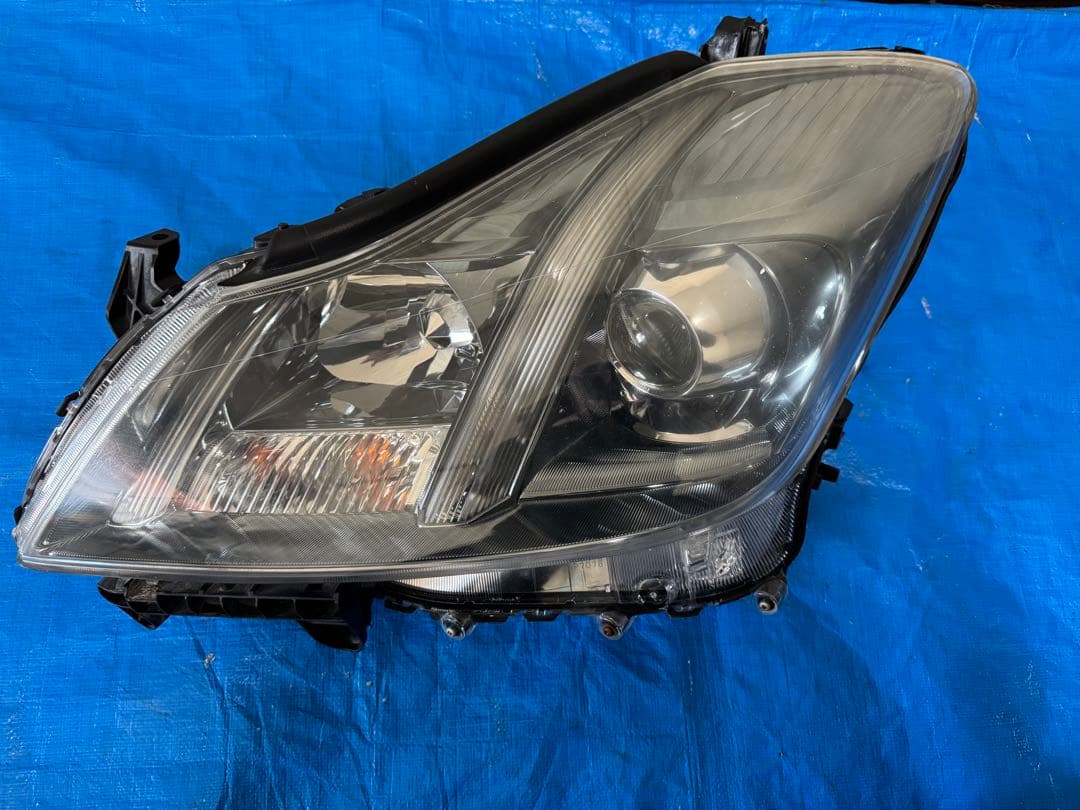 トヨタ クラウン GRS204 純正 HID ヘッドライトセット 左右