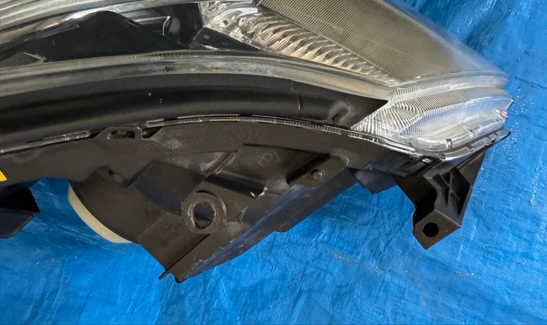 トヨタ クラウン GRS204 純正 HID ヘッドライトセット 左右