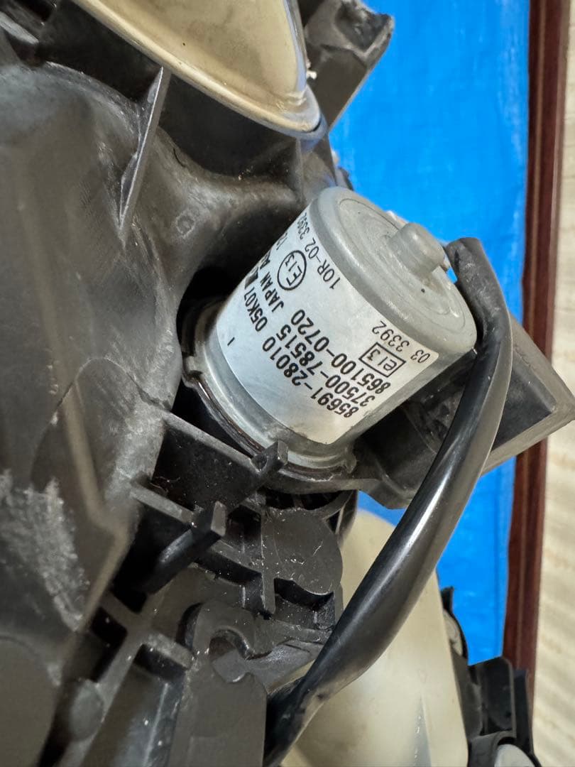 トヨタ クラウン GRS204 純正 HID ヘッドライトセット 左右