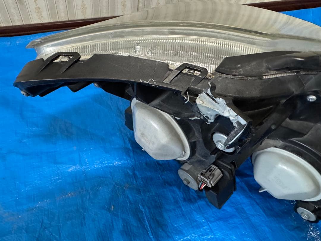 トヨタ クラウン GRS204 純正 HID ヘッドライトセット 左右