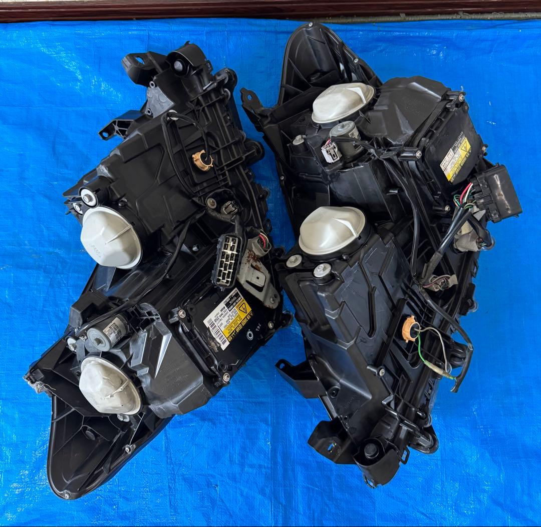トヨタ クラウン GRS204 純正 HID ヘッドライトセット 左右