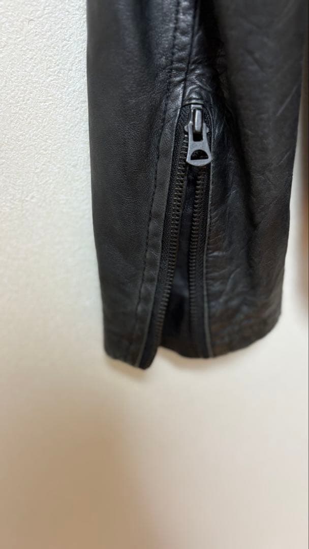 《AMERICAN RAG CIE》 フード付きブラックレザージャケット