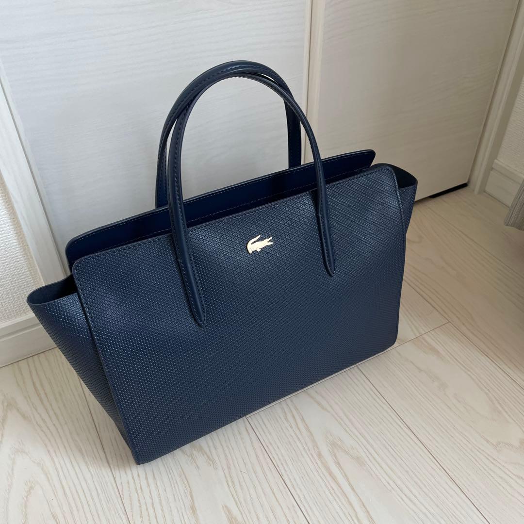 値下げしました！LACOSTE ネイビー バッグ 収納袋付き