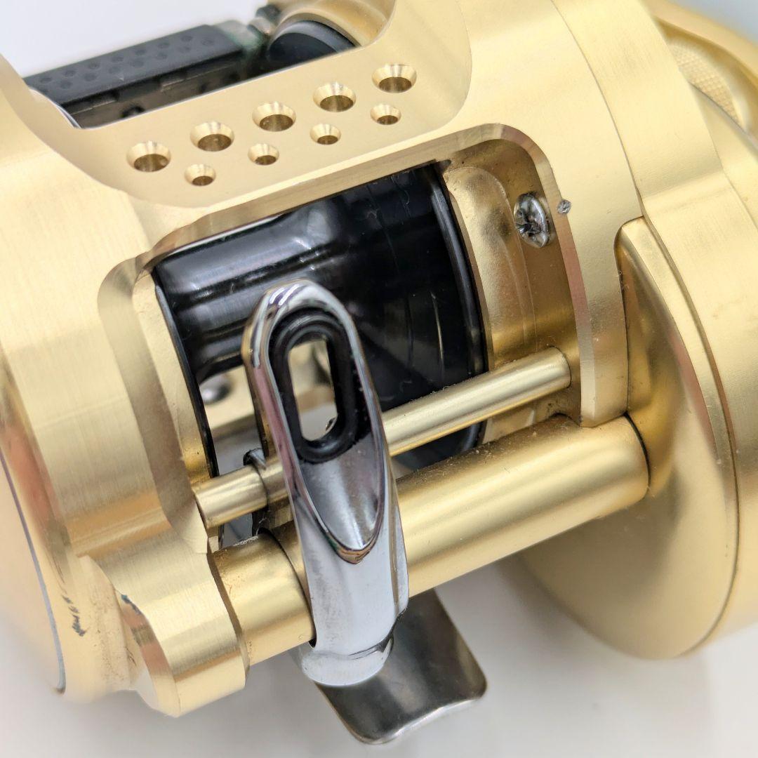 美品☆オシア　コンクエスト 301HG　左巻き　リール　シマノ