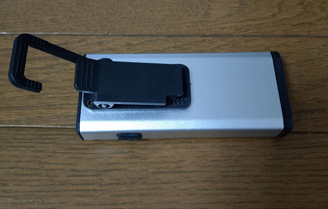 ＧＲＯＺ　充電式ＬＥＤポケットフラッシュライト（クリップ、フックタイプ）