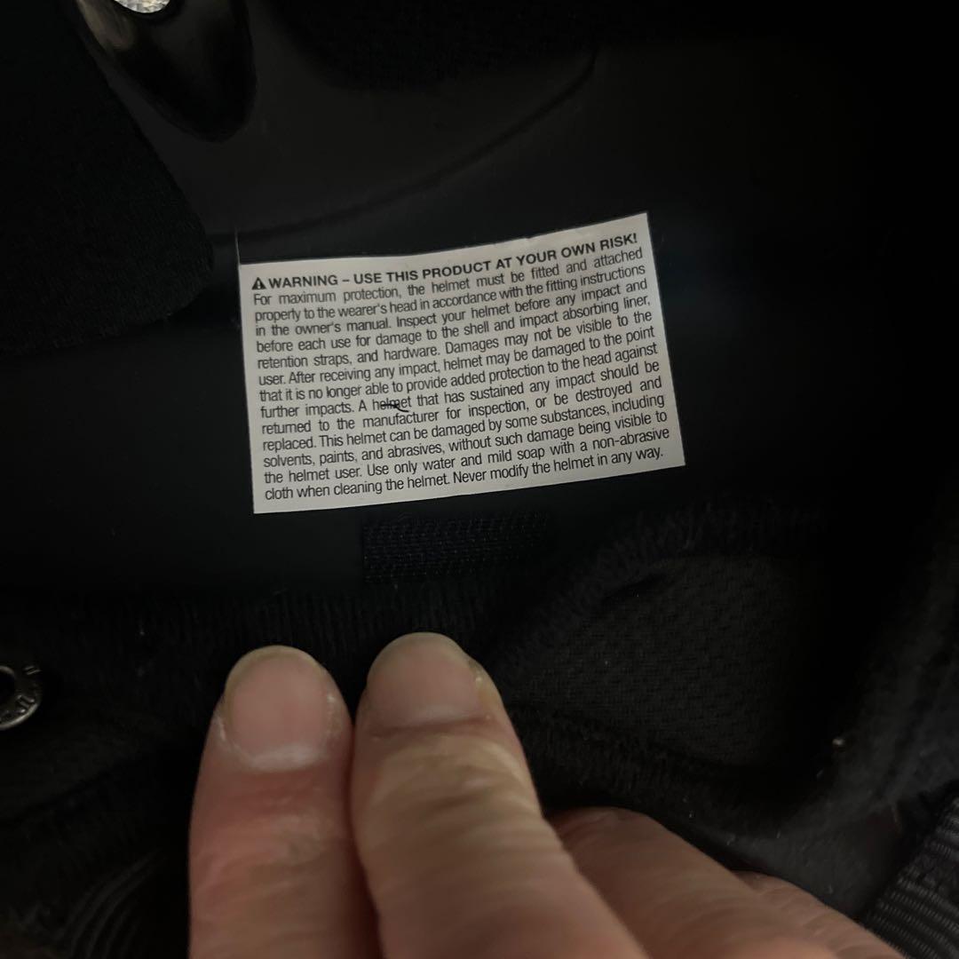 訳ありbernスケボーヘルメットおしゃれs-m51センチ〜54.5センチキッズ