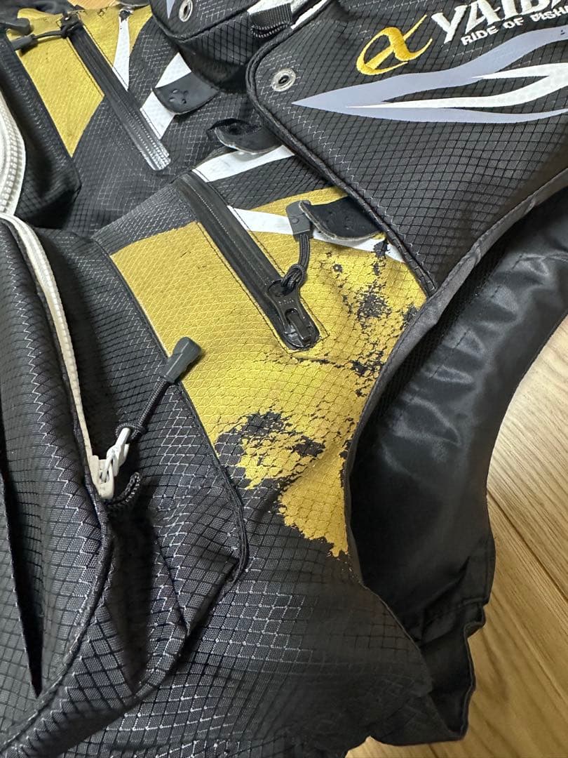 SASAME YABAI フィッシングベスト 黒/金